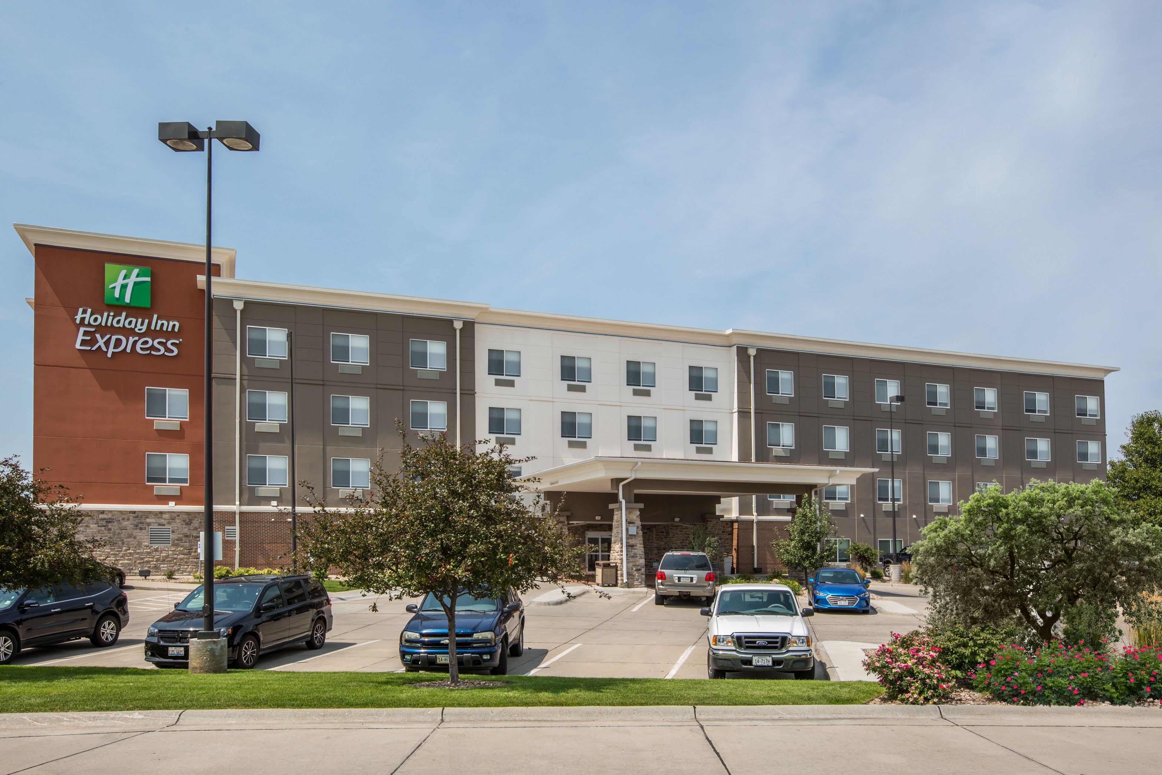 Holiday Inn Express Hastings By Ihg Esterno foto