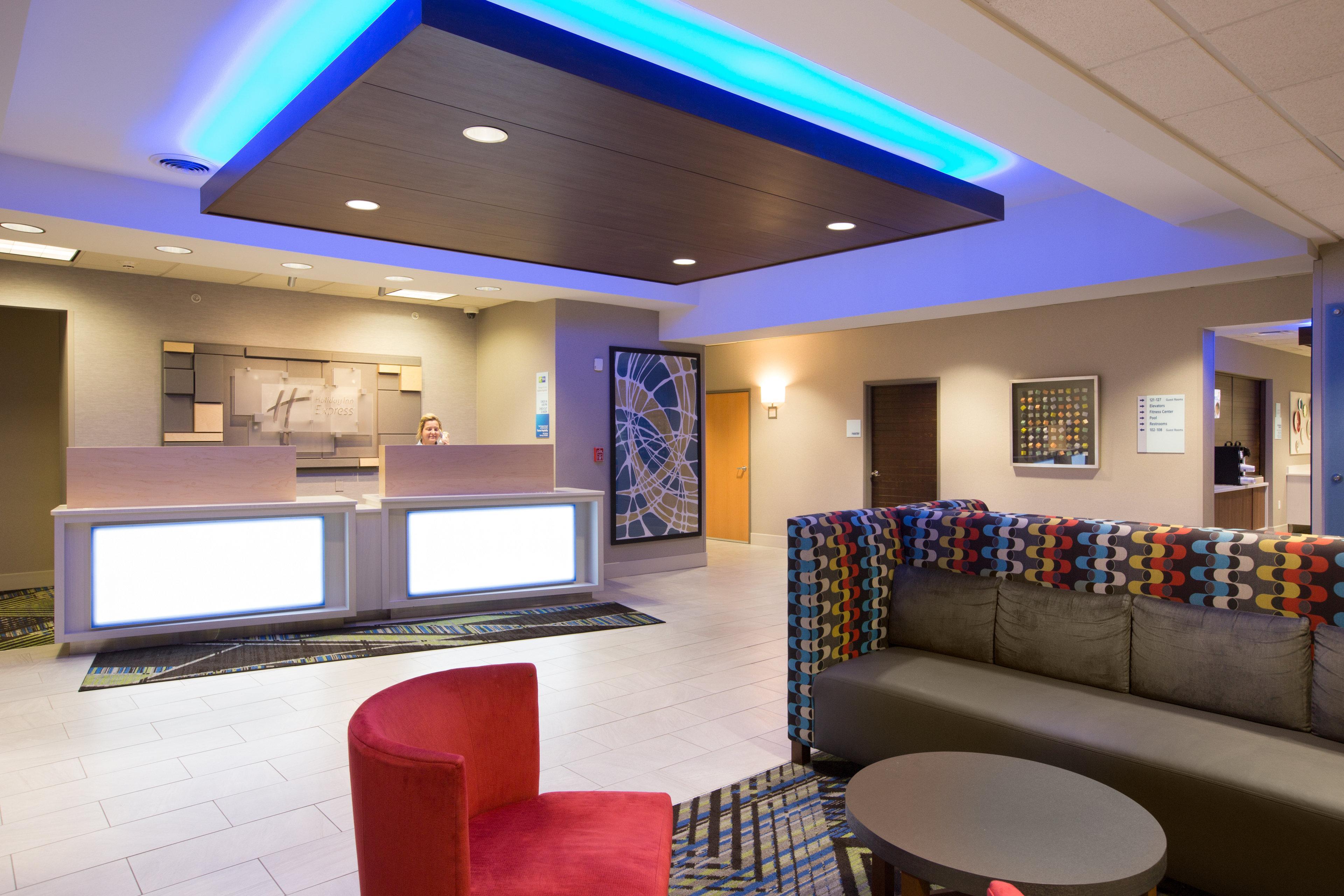 Holiday Inn Express Hastings By Ihg Esterno foto