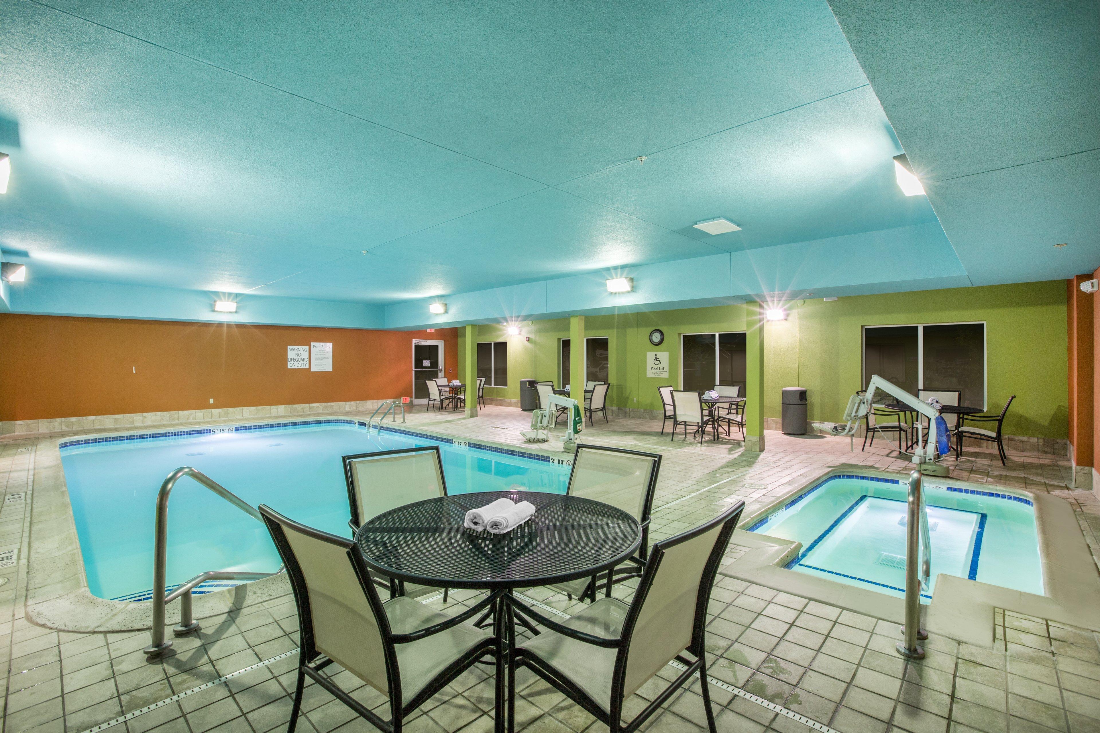 Holiday Inn Express Hastings By Ihg Esterno foto